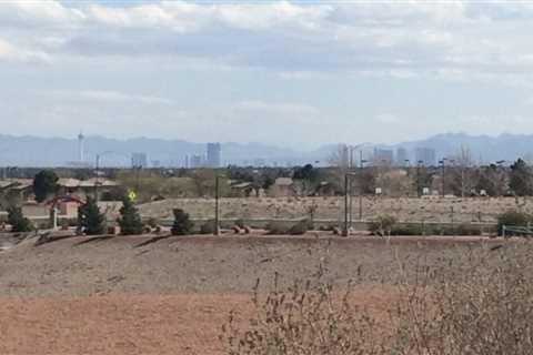 Clark County issues dust advisory due to high winds