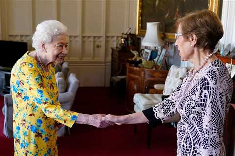 Queen Elizabeth II Appears to Debut a New Haircut Following Her Platinum Jubilee