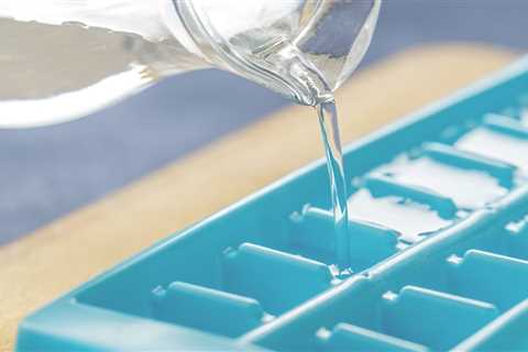 Can Ice Cube Trays Make You Sick If You Don't Clean Them?