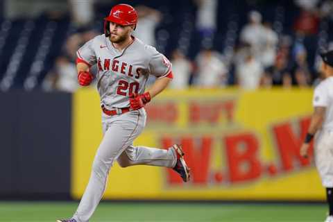 Angels' Walsh on IL with thoracic outlet syndrome