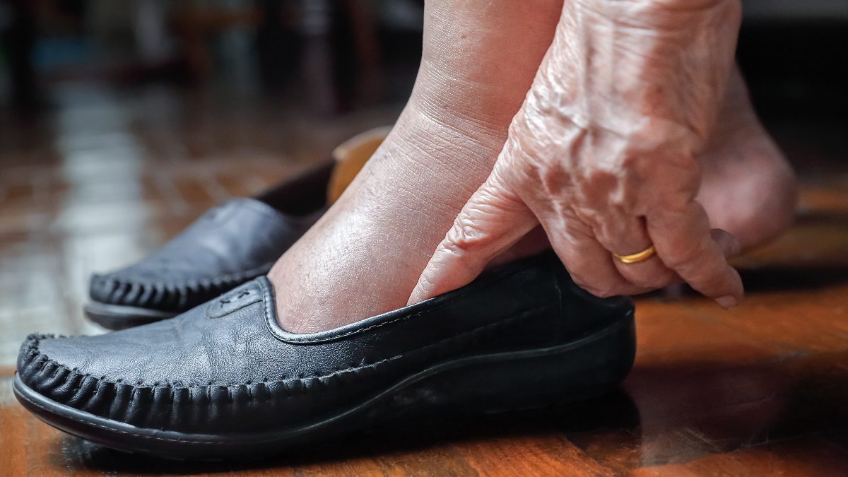 Do You Have Wide Feet? Here's Why You Should Avoid Patent Leather (and Other Tips)
