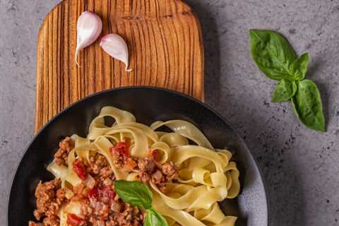 Slow Cooker Spaghetti Bolognese|Slendering World Friendly Recipe