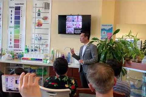 Pharmacist Dang Nguyen sharing info on Enagic Kangen Water machine in Vietnamese language