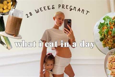 WHAT I EAT IN A DAY While Pregnant \  fashion haul *bonus* |   Vita Sidorkina