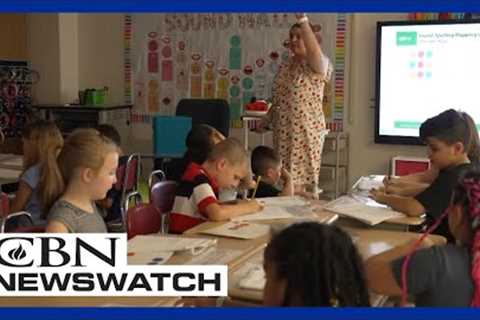 Growing Reading Gap in U.S. Children | CBN NewsWatch - December 26, 2023